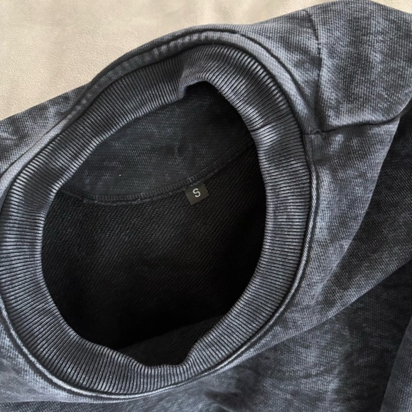 STRIPT Cozy crop sweatshirt - Picture 8 of 8